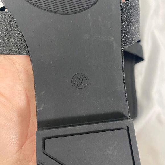 Black Flat Open Toe Elegant Embellished Cutout Slide Sandals EU 42 US 11.5 - Picture 6 of 8